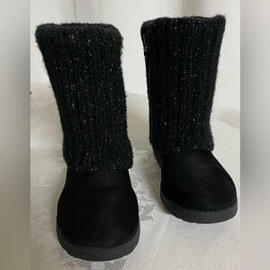 Cat & Jack Black Faux Fur Lined Boots